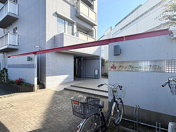 エントランスを拡大表示