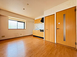 ラテルメゾン 0103 1階3DKのリビング/ダイニング