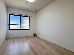 レイコー新八柱 0302 3階1Kのリビング/ダイニング