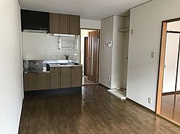 エミネンス 201 2階2DKの室内