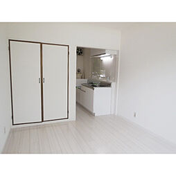 ヴィラフラワー 0105 1階1Kのリビング/ダイニング