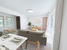 新昭和施工もねの里三丁目戸建 3SLDKのリビング/ダイニング