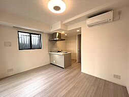 ＡＩＦＬＡＴ柿の木坂 0101 1階1LDKのリビング/ダイニング