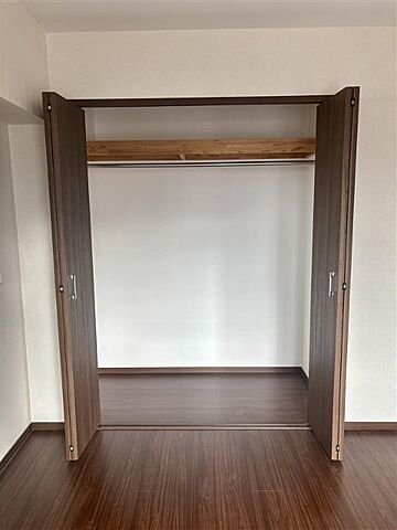 収納 赤門ロイヤルハイツ 8階/-