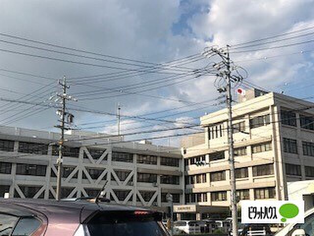 警察署、交番「岡崎警察署まで6861m」