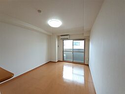 ドミール西大路 205 2階ワンルームのリビング/ダイニング