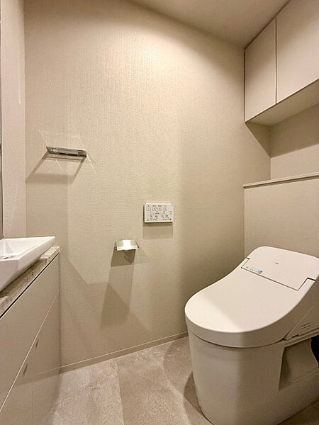 トイレを拡大表示