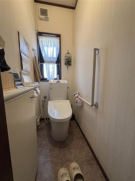 トイレを拡大表示