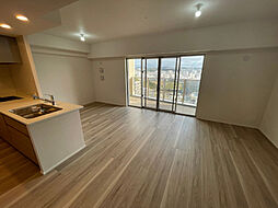 プレミスト北谷伊平Sea＆Forest 1005 10階3LDKのリビング/ダイニング