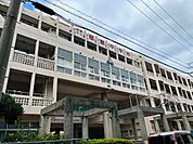 中学校「那覇市立那覇中学校まで694m」