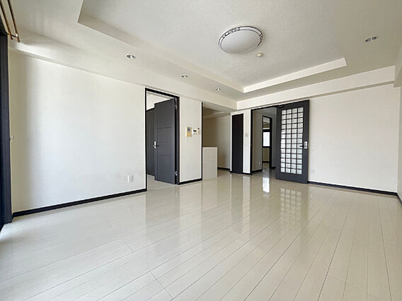 リビング/ダイ...