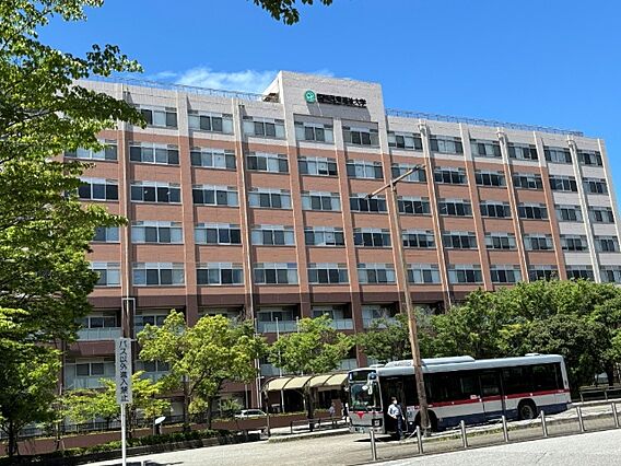 大学「私立国際...