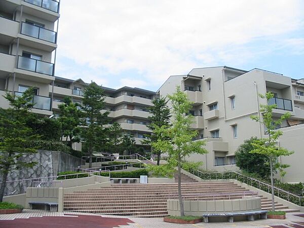 グランドメゾン仰木の里壱番館