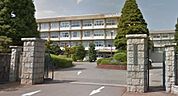 高校「埼玉県立松山高校まで1675m」