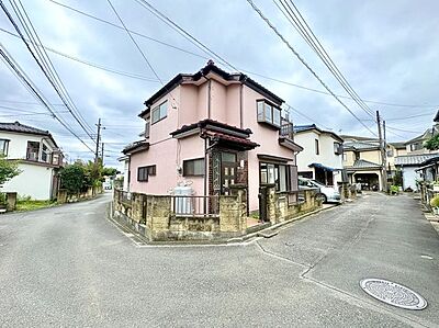 外観:角地で陽当たり通風良好! 外観:角地で陽当たり通風良好!
