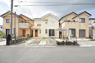 外観：無垢フローリング住宅