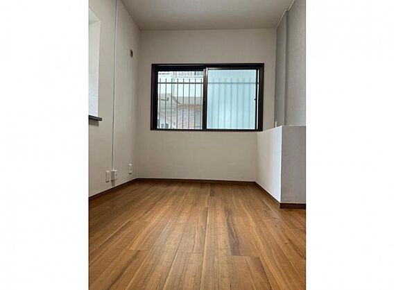 洋室4.3帖