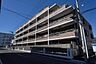 外観：5階建てマンション