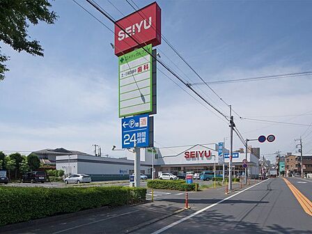 西友所沢榎町店 徒歩5分。 360m