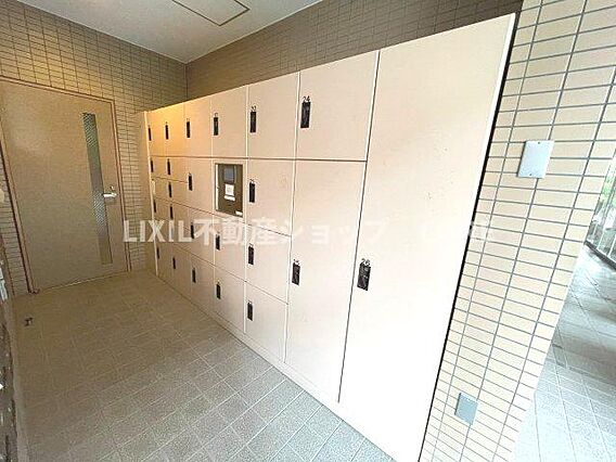 インターネット...