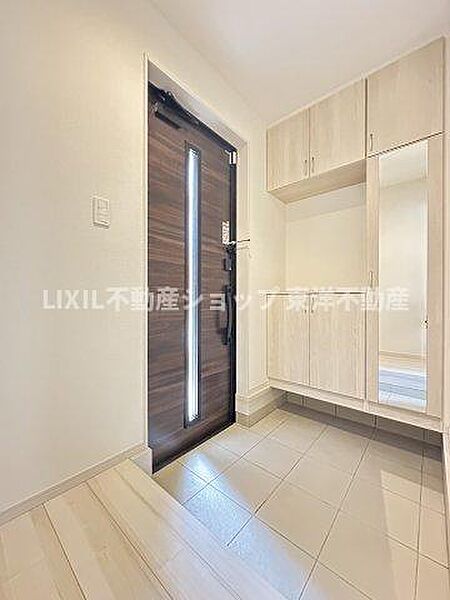 detached 埼玉県北足立郡伊奈町寿1丁目

地図を見る