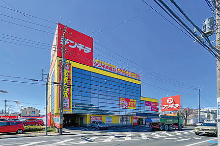 デンキチ東大宮店まで130m
