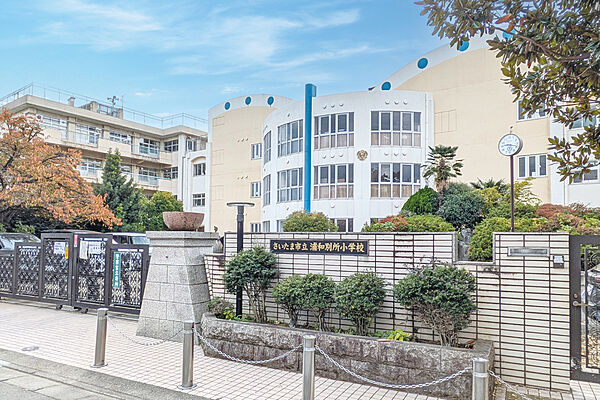周辺を拡大表示