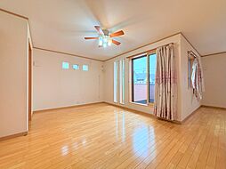 川口市榛松1丁目 戸建て 4SLDKのリビング/ダイニング