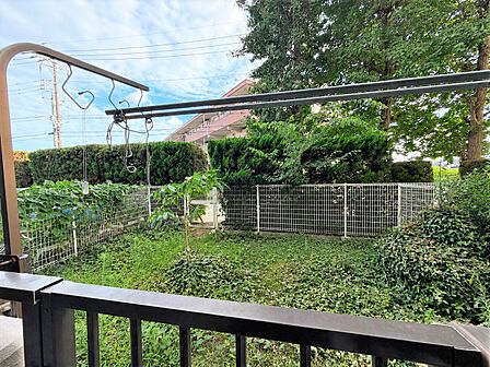 ■戸建感覚を味わえる専用庭付き☆