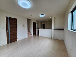 松伏町松伏　戸建 4LDKのリビング/ダイニング