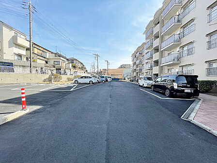 マンション敷地内