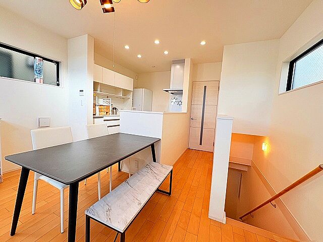 リビング/ダイニング 足立区一ツ家1丁目