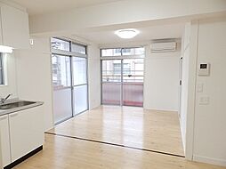 アーバン宮地 201 2階2LDKのリビング/ダイニング