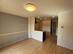 フォレストサイド 102 1階1LDKのリビング/ダイニング