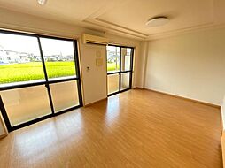 グランディール泰英2号館 102 1階1LDKのリビング/ダイニング