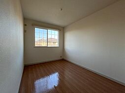 マルベリーズ参番館 201 2階2DKの室内