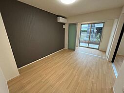 cosmos 101 1階2LDKのリビング/ダイニング