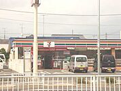 セブンイレブン日野税務署前店まで556ｍ