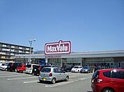 マックスバリュ裾野茶畑店まで461ｍ