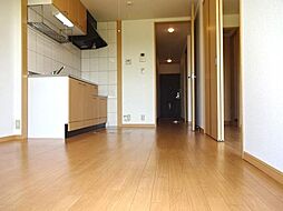 メゾン・グランドソレイユ 103 1階2DKの室内