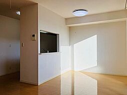 アローバレー A0202 2階3LDKのリビング/ダイニング