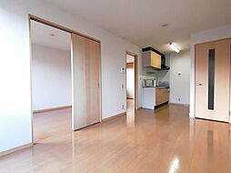 シャーメゾン　Ｋ　参番館 C0201 2階2LDKのリビング/ダイニング