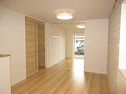 ＭｉＷｉｓｅ（ミワイズ） A0101 1階1LDKのリビング/ダイニング