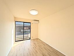 メゾンクレール A0102 1階2LDKのリビング/ダイニング