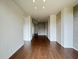 コンフォール川原田　Ｅ棟 E0101