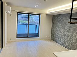 Ｖｉａ　Ｓａｌａｋｕｒａｚａ A0202 2階1LDKのリビング/ダイニング