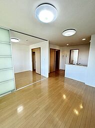 メゾンエスポワール　III棟 C0201 2階3LDKのリビング/ダイニング