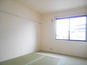 ★和室ならそのまま寝転ぶことができます♪