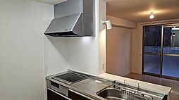 パティオ　紫苑 0102 1階2LDKの室内