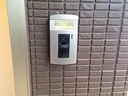 モン　レーヴ 0101 1階2LDKの室内